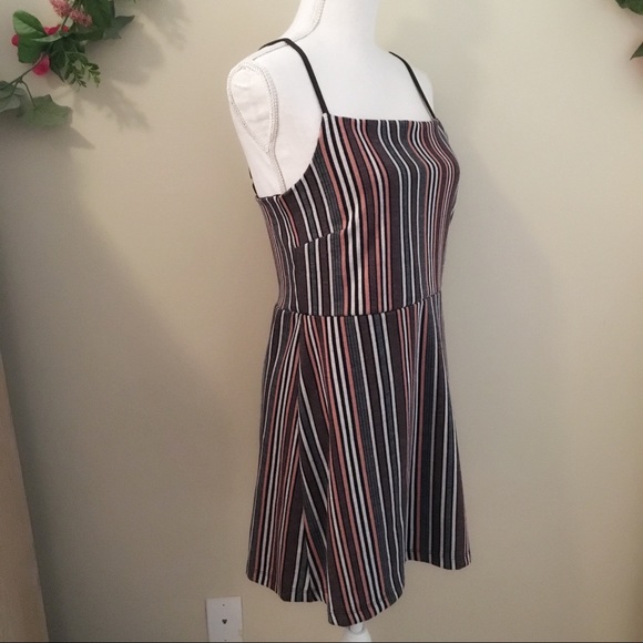 Urban Outfitters Stripe Strappy Dress Size Large L - Picture 3 of 6